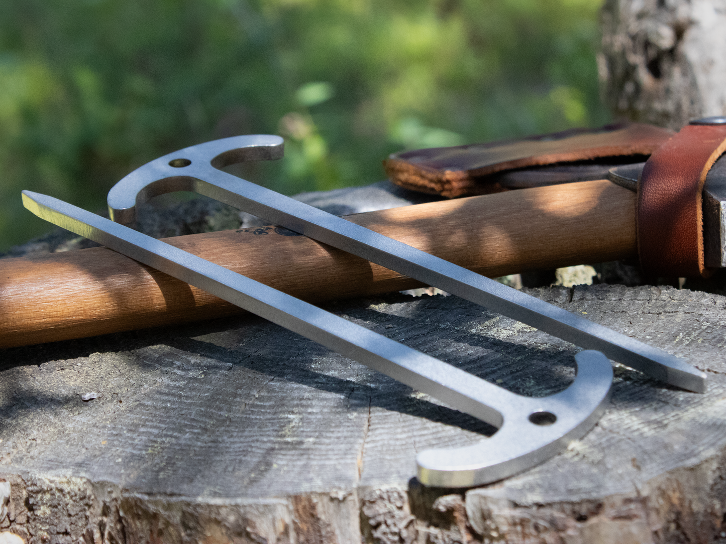 Mattock© - Tent Stake (Easy Push/Pull Design)
