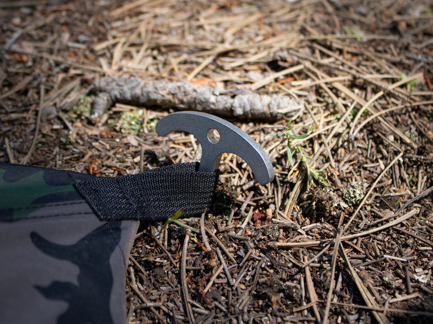 Mattock© - Tent Stake (Easy Push/Pull Design)